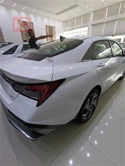 هیوندای ئەلەنترا